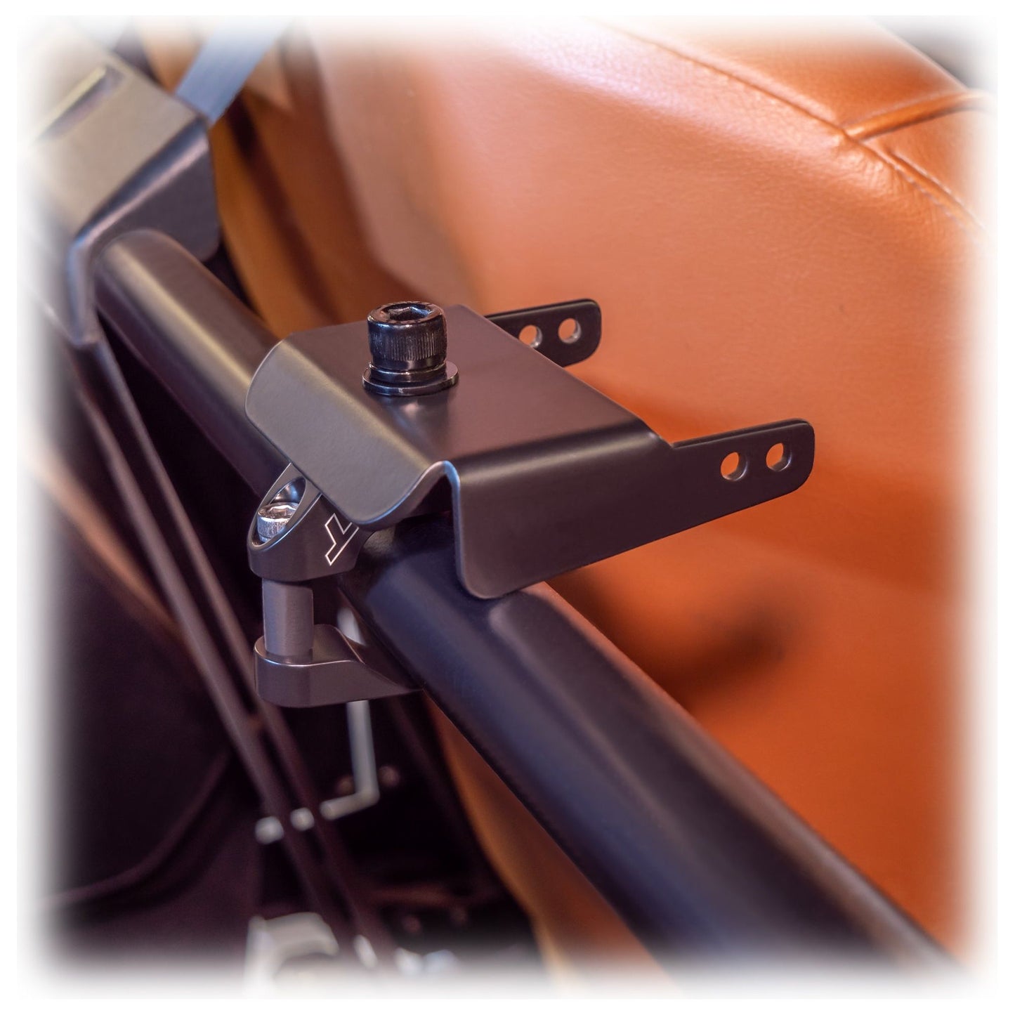 Universal Air Pumper Bracket