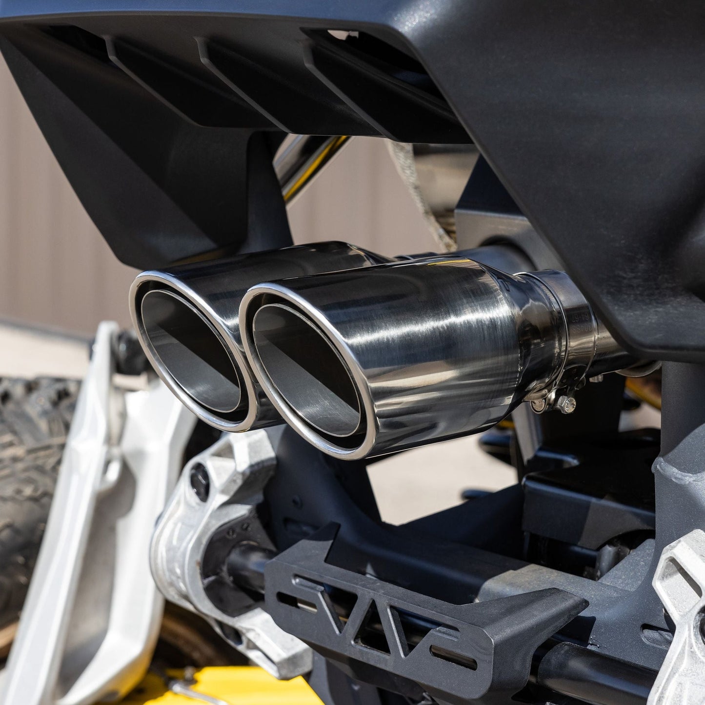 Can Am Maverick R Dynamic Twin Exit Muffler